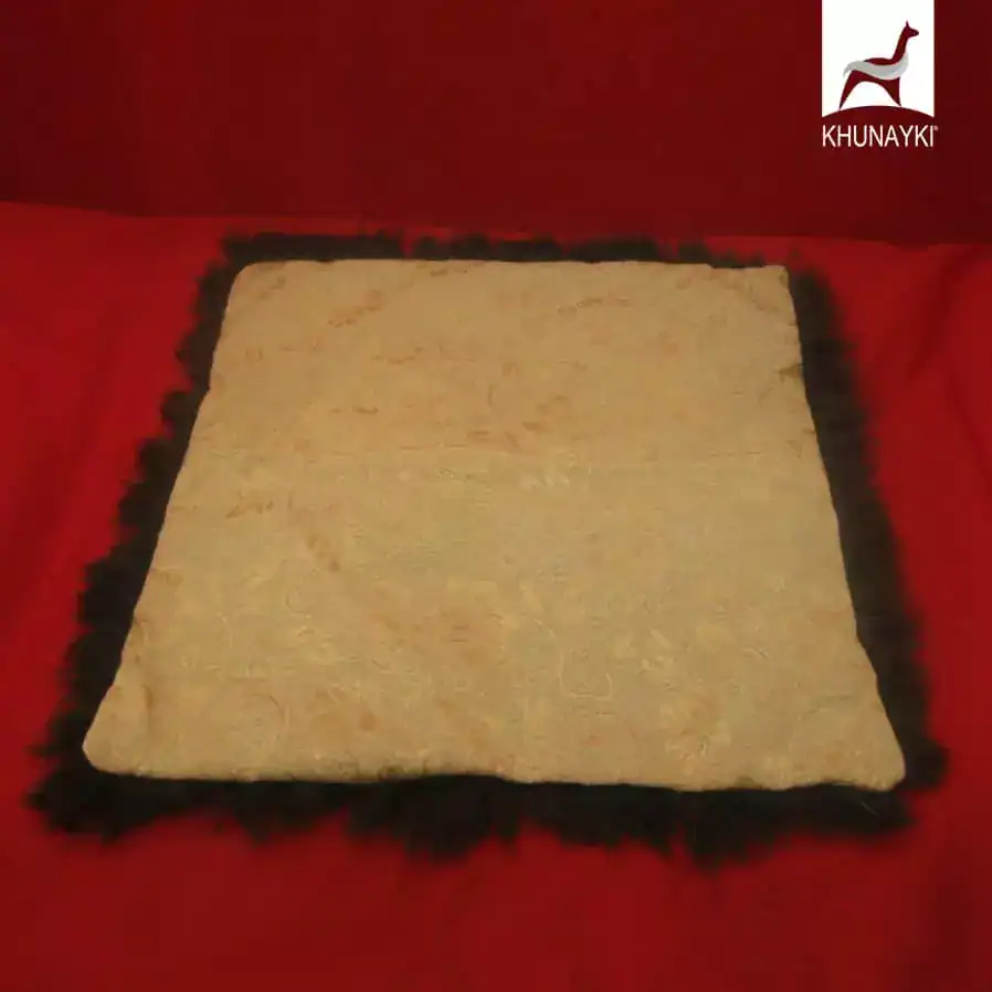 Real fur pillow cover - Image 7