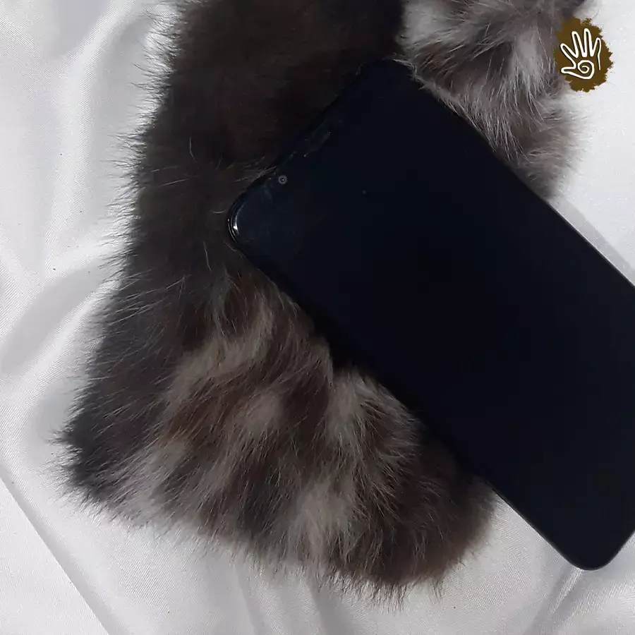 Alpaca Fur Smartphone Crossbody Bag - Image 4