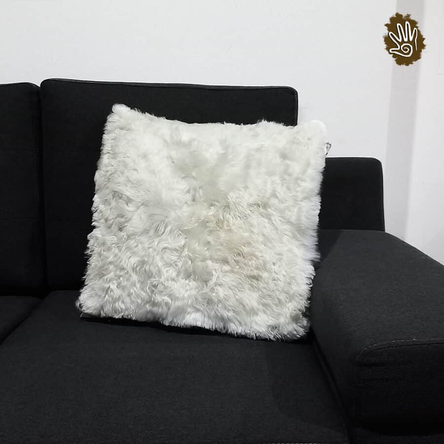 Real fur pillow cover - Image 5